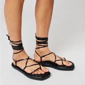 NWOT Ilio Smeraldo Black Lace Up Leather Sandals Women’s Size 40 Made Italy